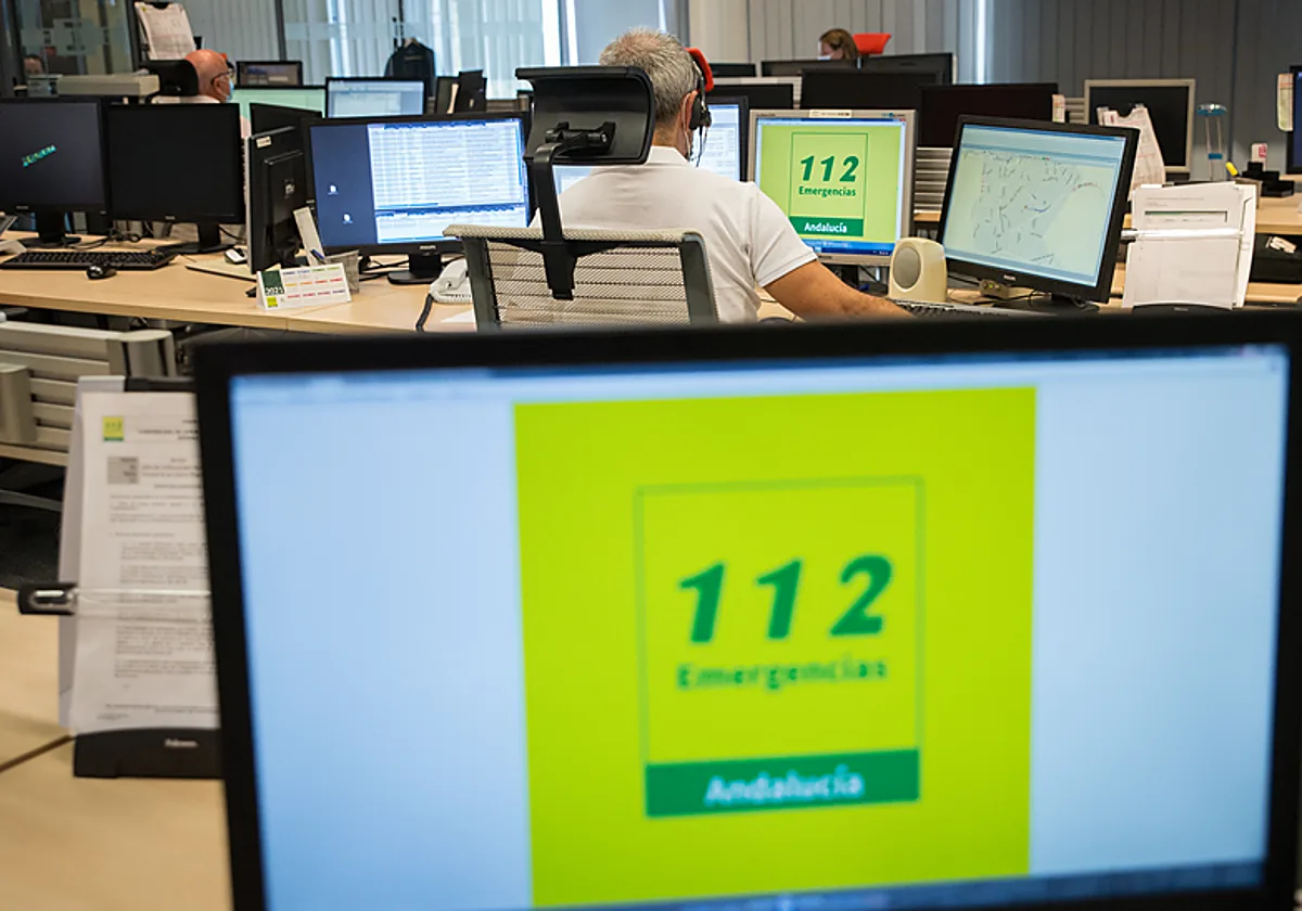 Muere un obrero en Granada al caerle encima una chimenea