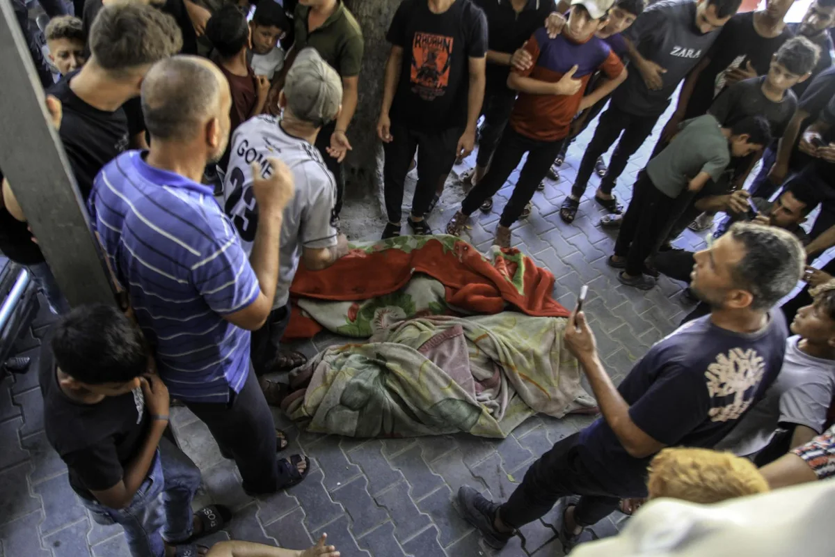 Ascienden a más de 1.300 los palestinos muertos por ataques de Israel contra Gaza desde el alto el fuego