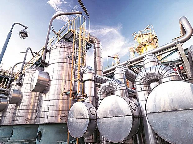 Nomura remains bullish on OMCs despite high crude prices; prefers IOC, BPCL