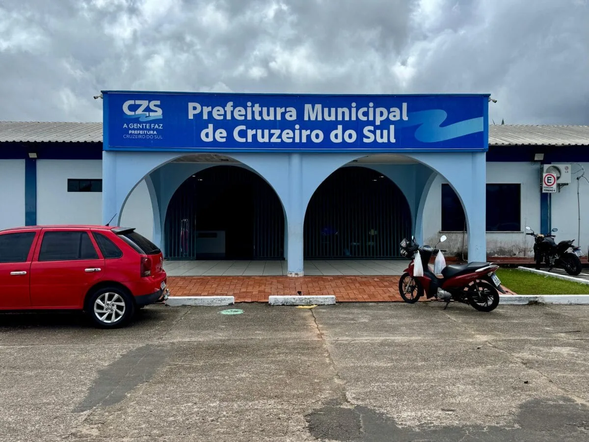Cruzeiro do Sul oferece duas vagas de nível médio com salário de R$ 2 mil