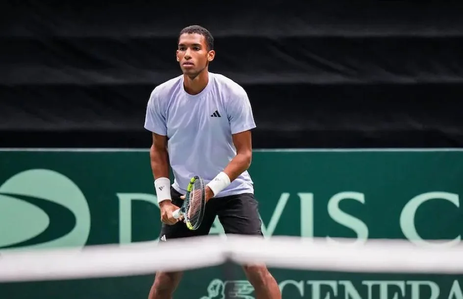 Aliassime volta para casa na Davis: ?Jogo por algo maior que eu?