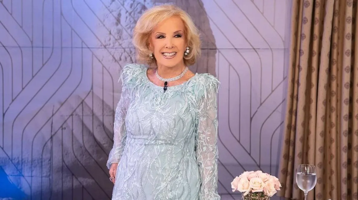 Difundieron un nuevo parte médico de Mirtha Legrand: seguirá internada hasta el lunes