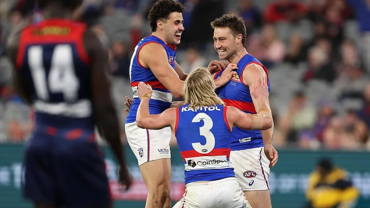 Western Bulldogs deny Demons with finals-shaping win