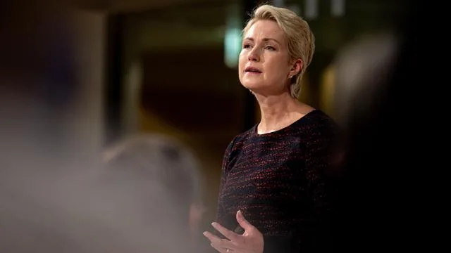 Gegen rechts: Regine-Hildebrandt-Preis würdigt Einsatz gegen rechts