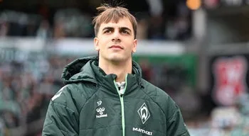 Avançado internacional sérvio Jovan Milosevic é reforço do Sporting de Braga