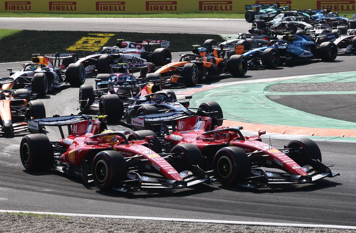 Leclerc admite exageros de ambos os lados e prega união com Hamilton na Ferrari