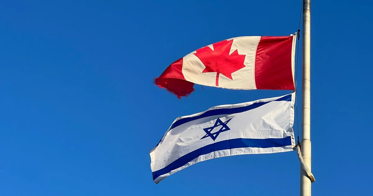 Police officer wounded in shooting near synagogue on Yom Kippur