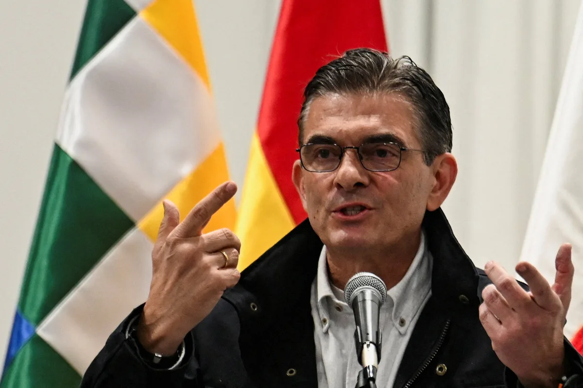 Rodrigo Paz establece la designación de delegados presidenciales y ajusta su gabinete con tres “superministerios”