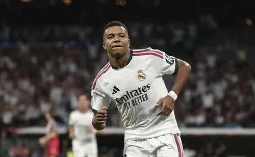 Kylian Mbappé confiesa que pudo jugar en el Liverpool