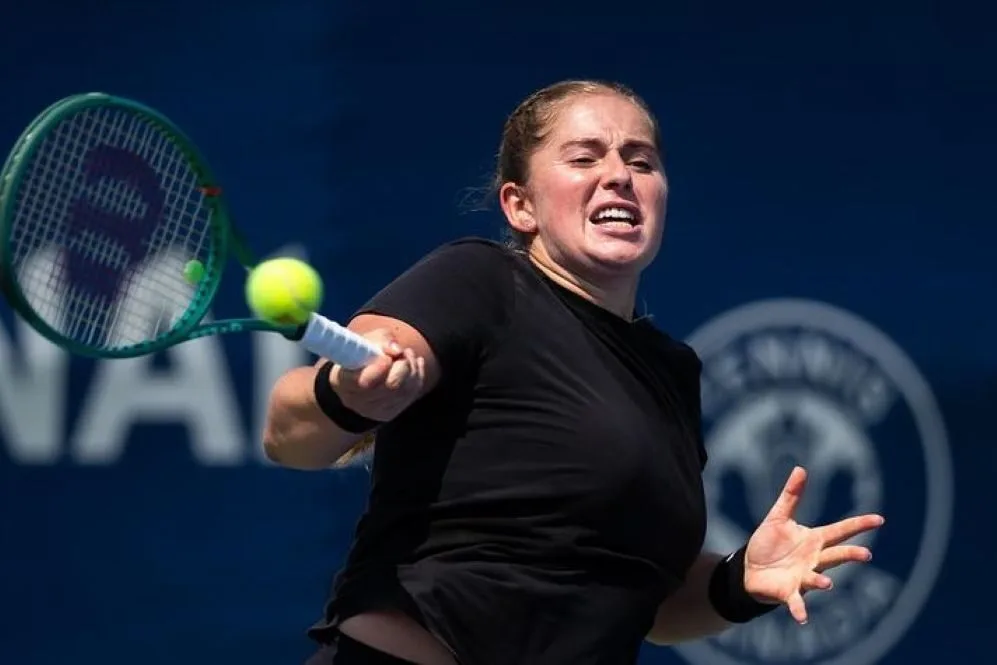 Ostapenko lidera chave em Seul e tenta novo título depois de 10 anos