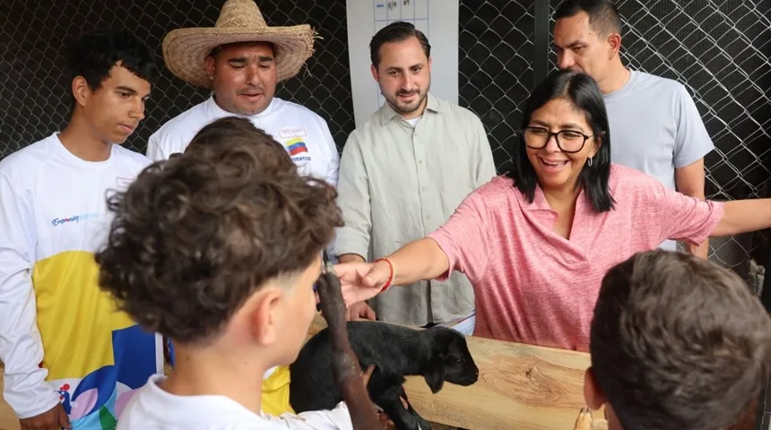 VIDEO: Delcy Rodríguez anunció fortalecimiento del sector pesquero a través del acuerdo con Surinam