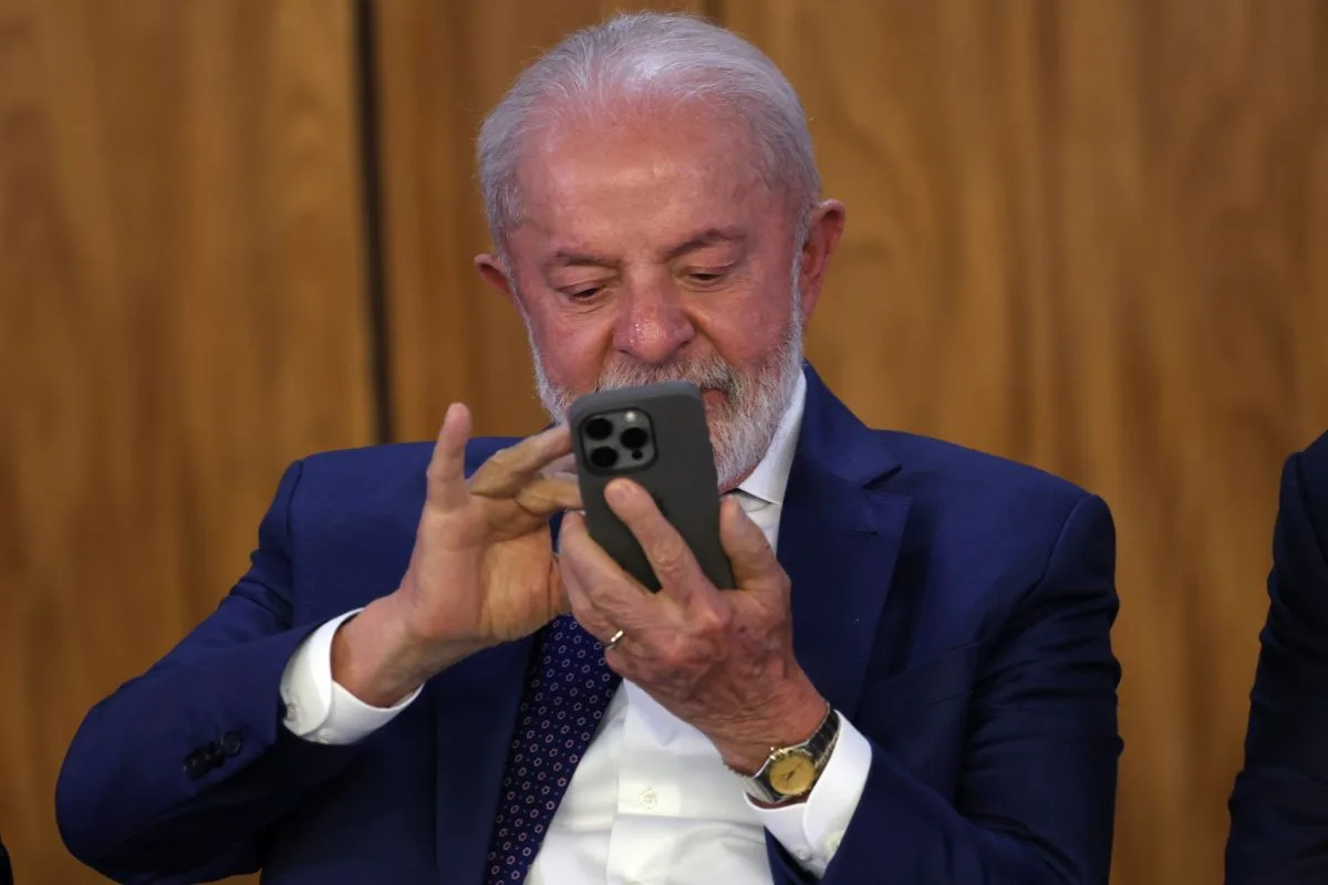 Lula foi avisado por advogado sobre pedido da PGR em caso de Lulinha