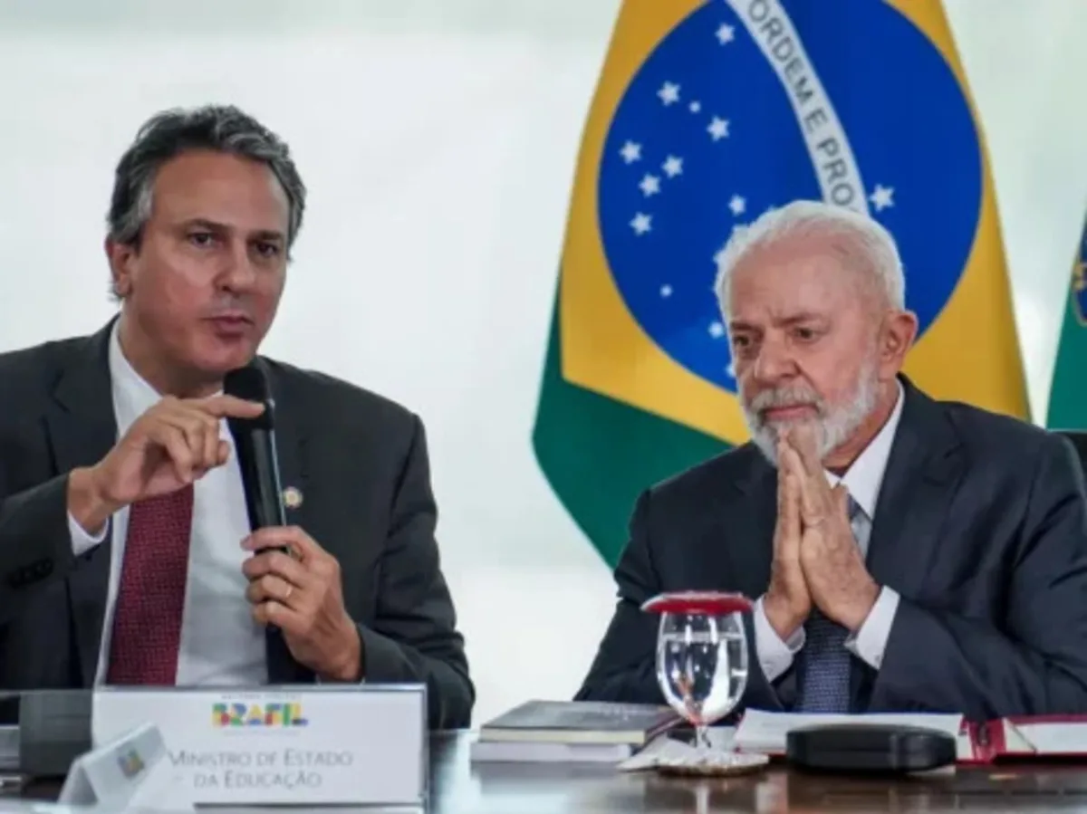 Lula foi avisado sobre emenda da maioridade penal, diz Camilo Santana