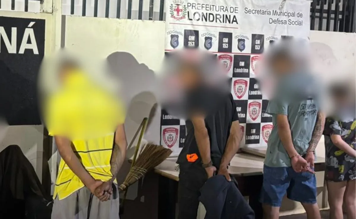 Quatro são presos em operação contra o tráfico com apoio de cães farejadores em Londrina