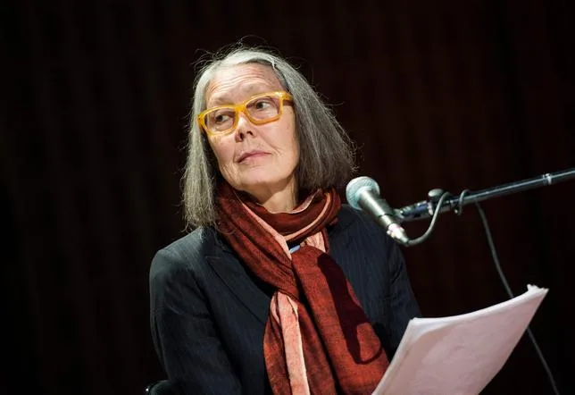 Nobel de littérature : la Canadienne Anne Carson, une autrice “avant-gardiste” et “ludique”