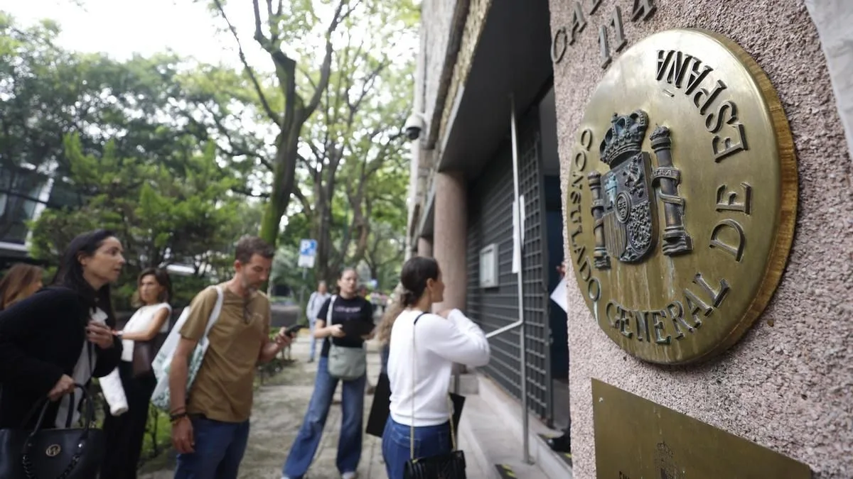 El Gobierno ve imposible cumplir el auto del Supremo al tener que revisar a mano 80.000 expedientes de la ley de nietos