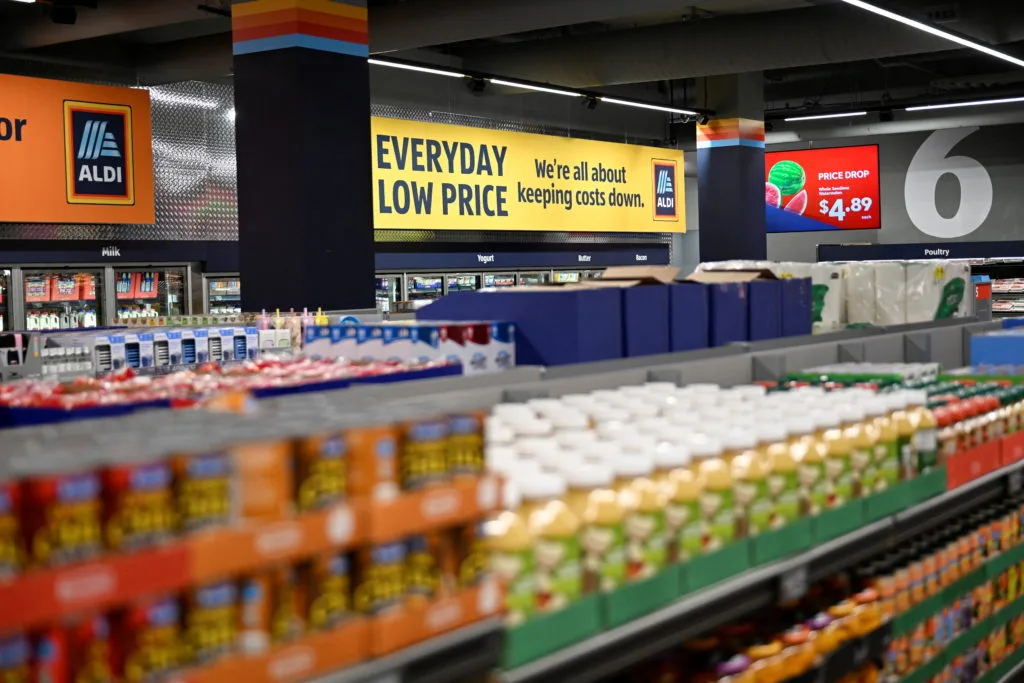 U.S. economy expanded at sluggish 1.5% pace in second quarter, on par with earlier estimate