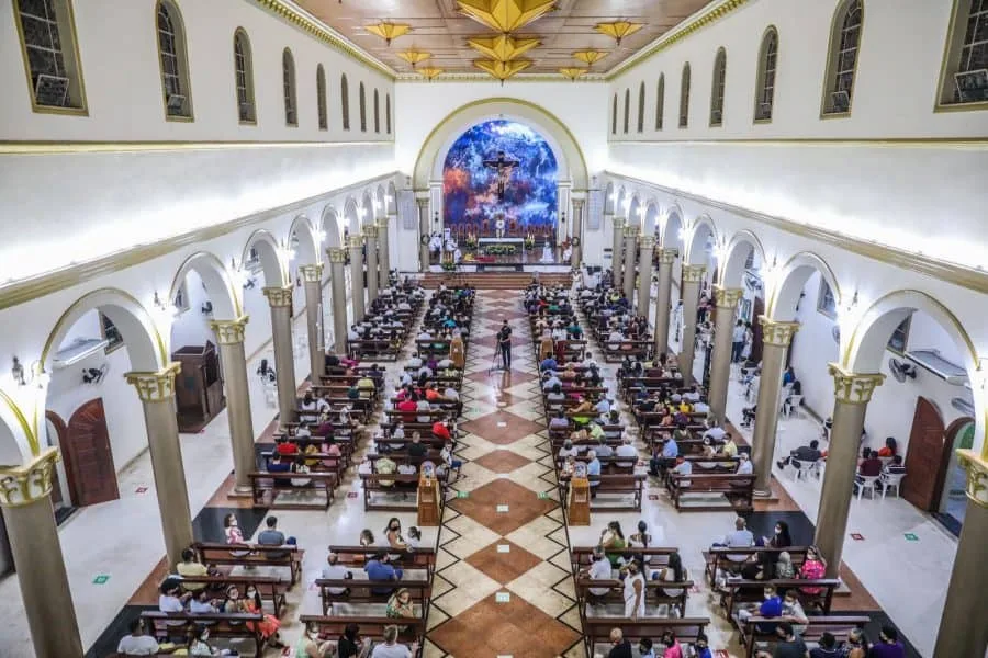 Acre tem a terceira menor proporção de católicos do Brasil, aponta Censo 2022