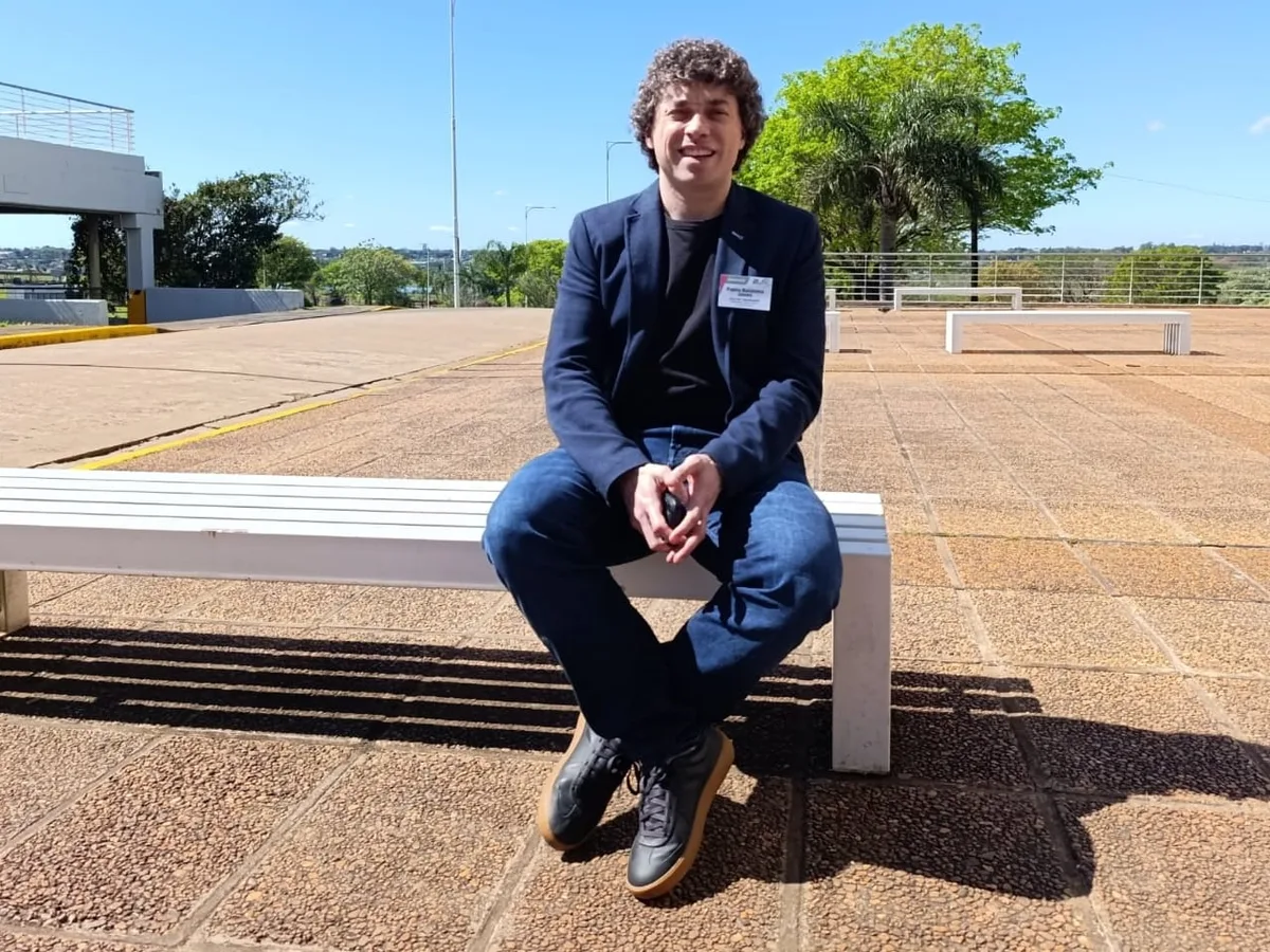 Tiene 40 años: quién es el empresario que convenció a Sigman a invertir US$20 millones y busca revolucionar la construcción con un material de lujo