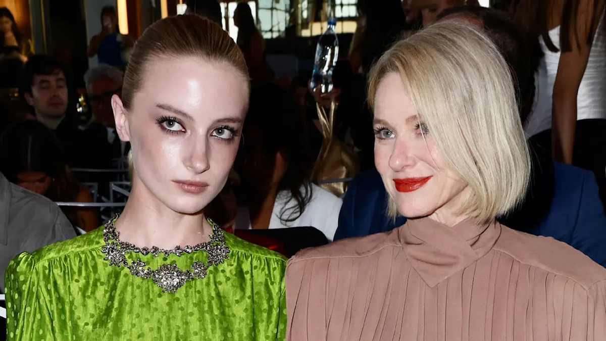 Als erstes Transgender-Model - Auszeichnung für Naomi Watts’ Tochter