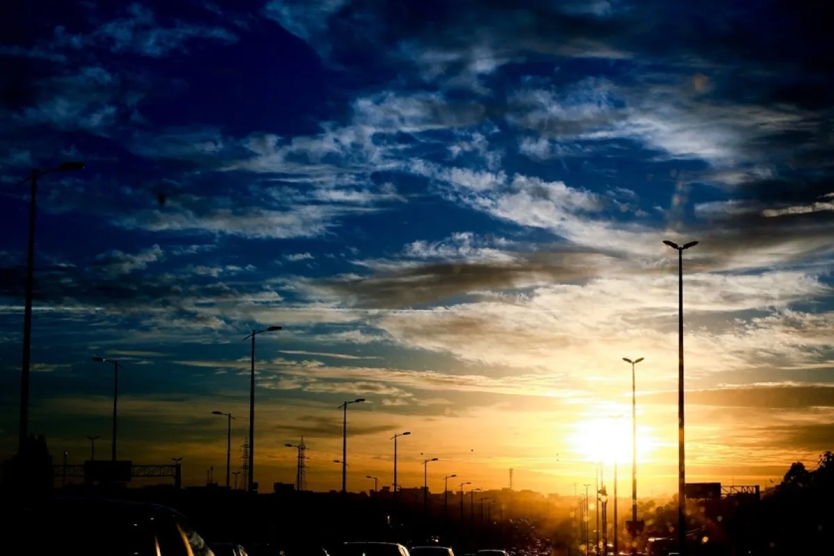 Primavera começa com calor e baixa umidade no DF; veja a previsão do tempo