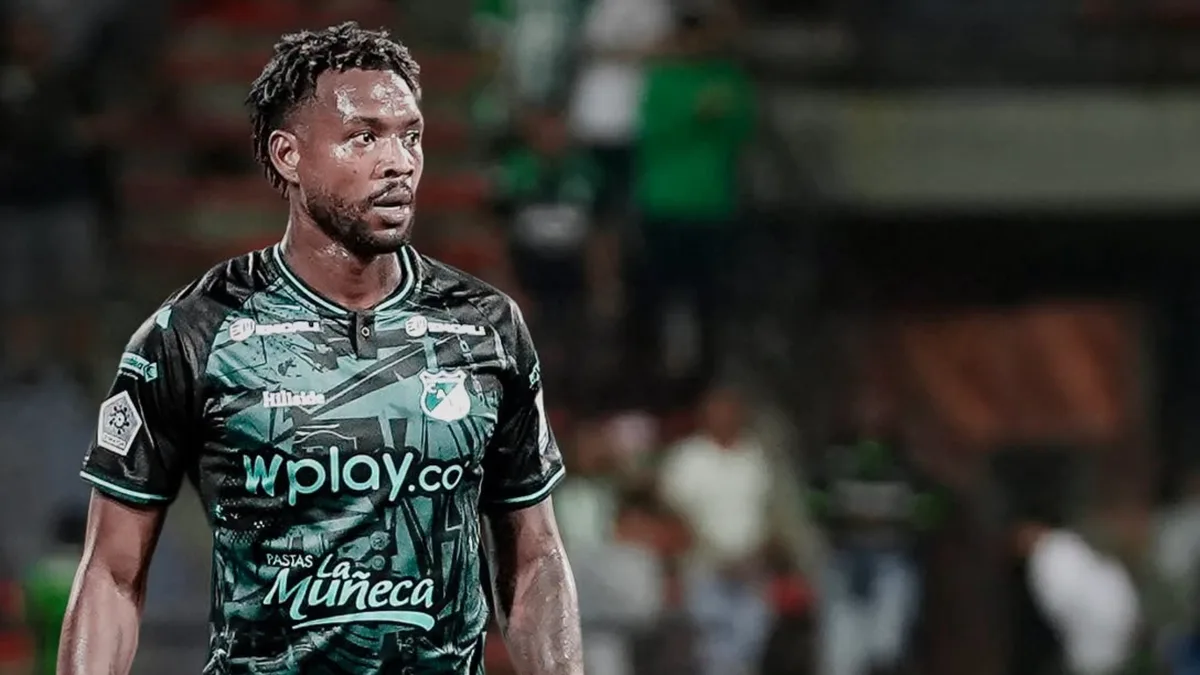 Jugador del Deportivo Cali hizo una solicitud a los hinchas tras salir expulsado ante Deportivo Pereira: “No se metan con mi familia”