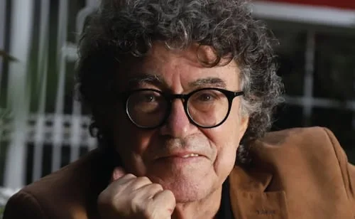 La voz de Piero llegó a París poco antes de su muerte; sonó en la semana de la moda