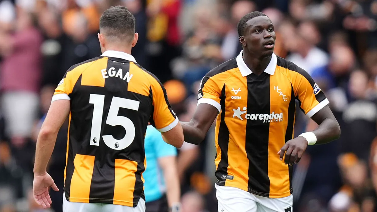 Awoniyi starts for Coventry vs Hull LIVE!