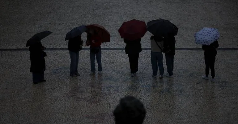 Depressão "de outono" com chuva e vento a partir de domingo
