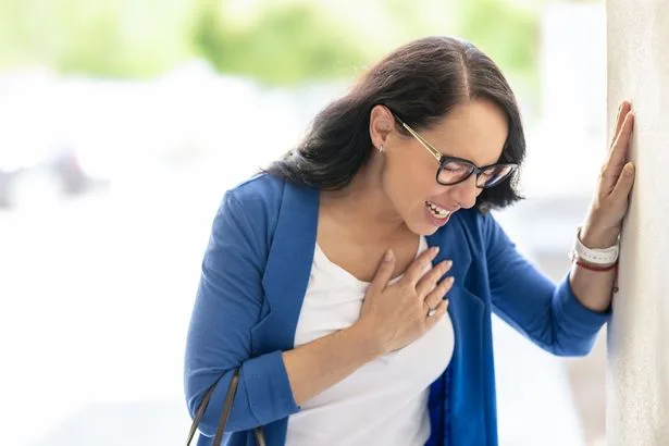 Dr Amir Khan heart attack warning for women of certain age - 'protection is gone'