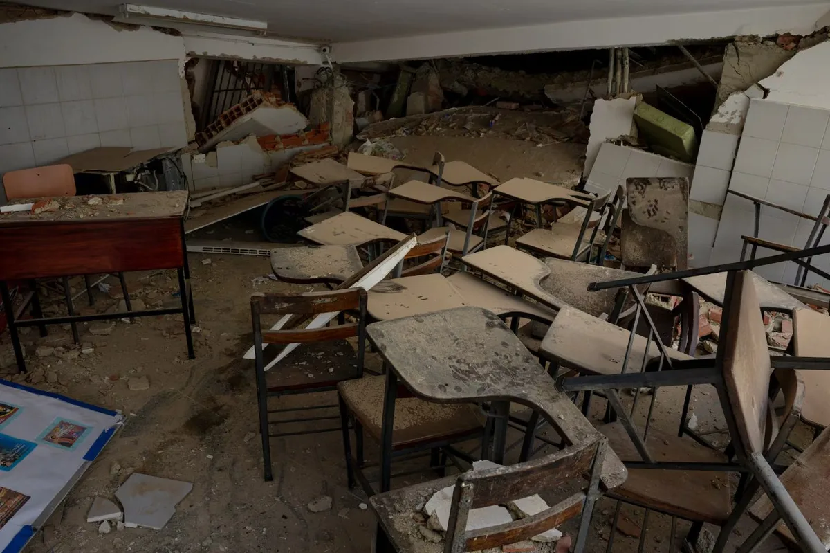 Aulas vacías en La Guaira: terremotos dejaron decenas de alumnos fallecidos y a miles sin escuela
