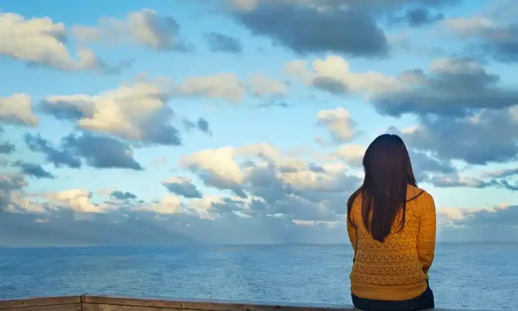 Solitude: quando ficar sozinho pode ser autocuidado