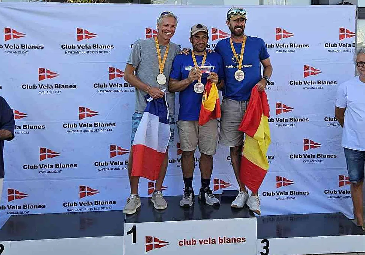 El sevillano Curro Manchón, campeón mundial de la clase Raceboard