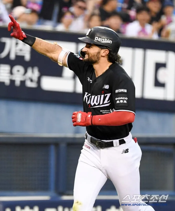 오랜 기다림 끝났다! "오늘 오후 득남, 4.1㎏ 건강한 아들 자연분만"…힐리어드, 주말 출산휴가 → 차주 복귀 예정 [수원현장]