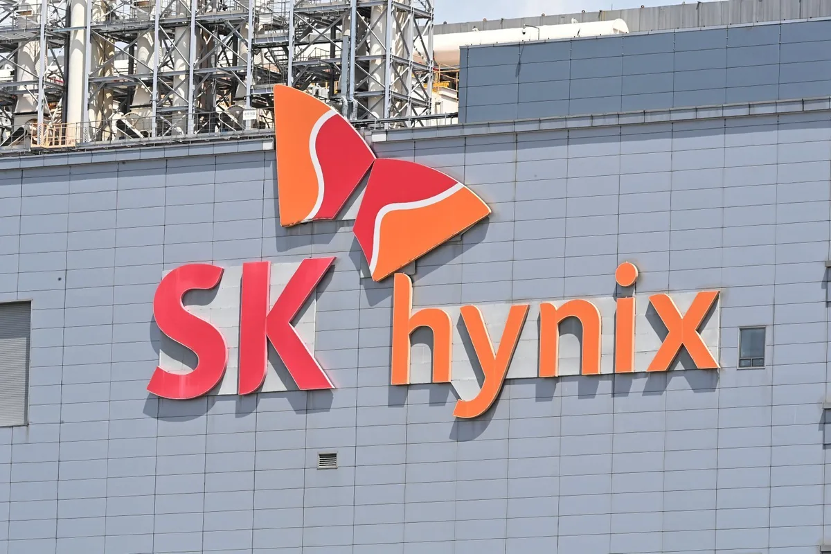 “성과급 60% 자사주로 지급”… SK하이닉스, 성과급 제도 개편 잠정 합의