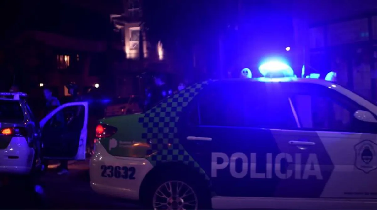 Balearon a un policía federal en La Matanza: trabajaba como conductor de una aplicación de viajes y le robaron el arma