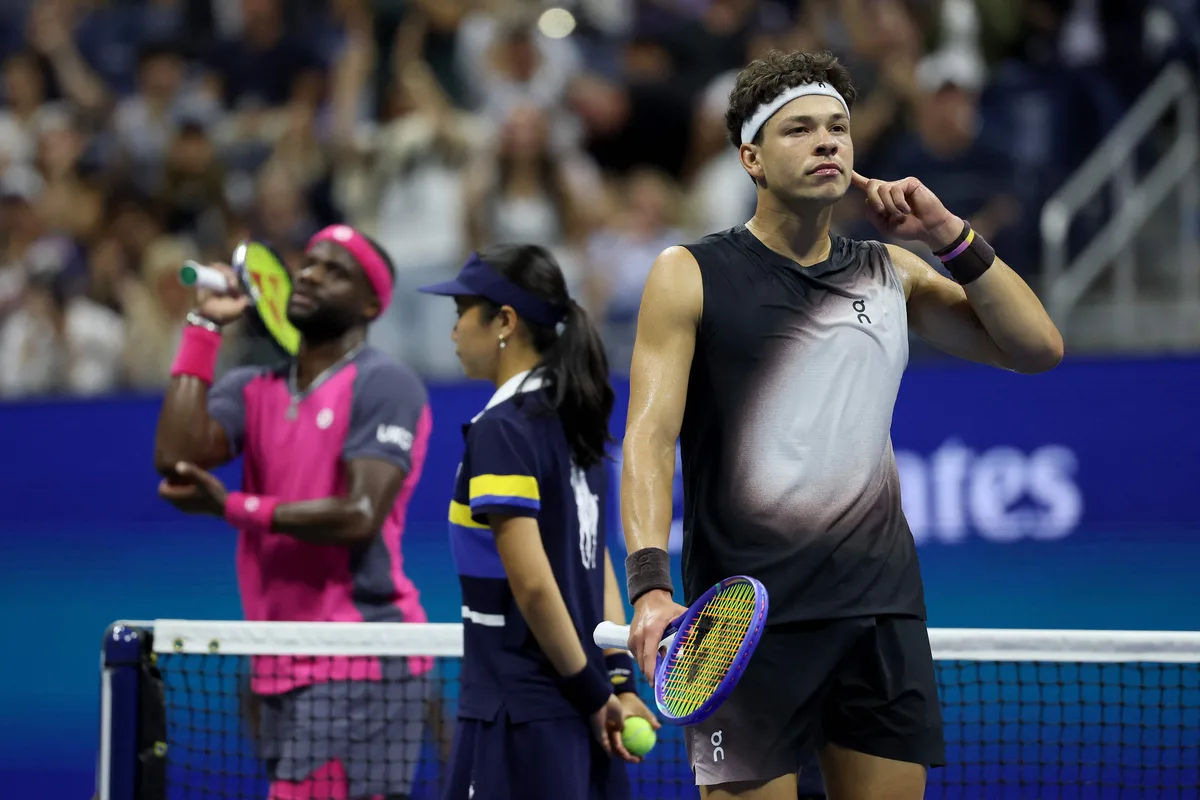 Y el peso de la historia del tenis estadounidense recae... en Shelton