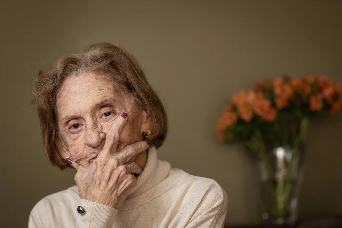 O método 'doloroso' de atuação de Laura Cardoso, que morreu aos 98 anos sem nunca se aposentar