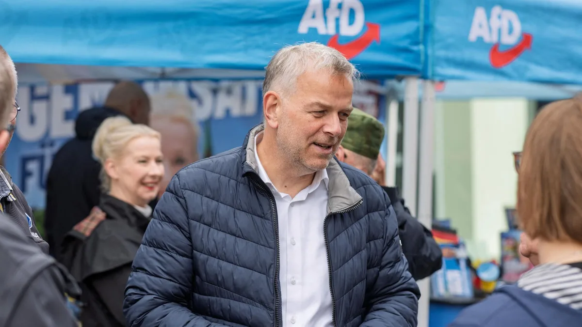 Die AfD und ihr Spitzenpersonal: Zwischen Volksnähe und Krawall