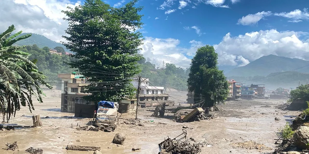 Novo alerta de inundação no Nepal após lago no Tibete começar a transbordar