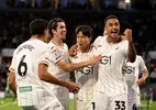 Jogo na Inglaterra é paralisado por racismo contra jogador sul-coreano