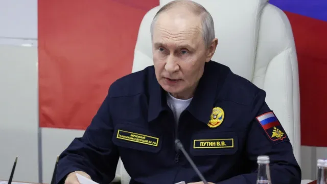 Putin pode tomar controlo de empresas que falhem contra drones