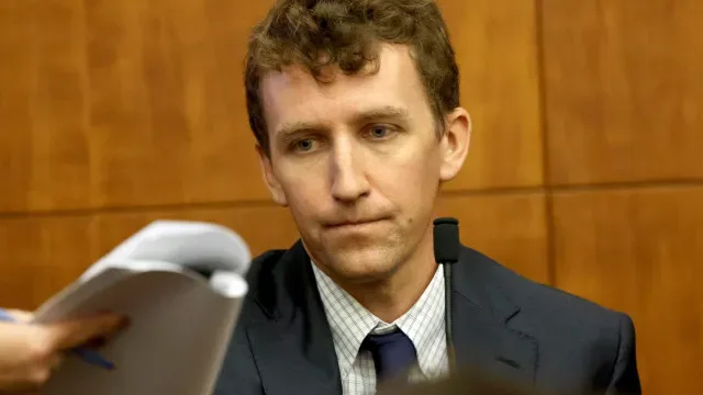 "Perguntei se se lembrava. Disse que foi como um sonho", diz ex de Clancy