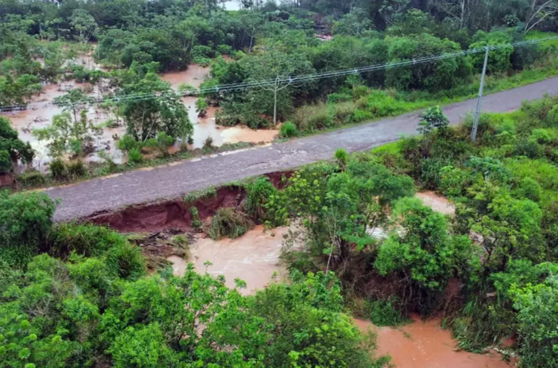 É muita chuva: cidade de MS já registra quase o triplo do esperado no mês