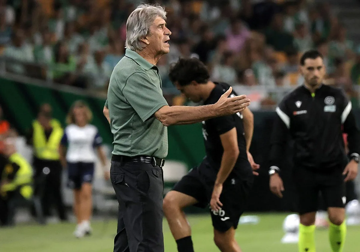 Pellegrini desempata y el Betis consigue su cuarta victoria en los siete 'debuts' ligueros del chileno