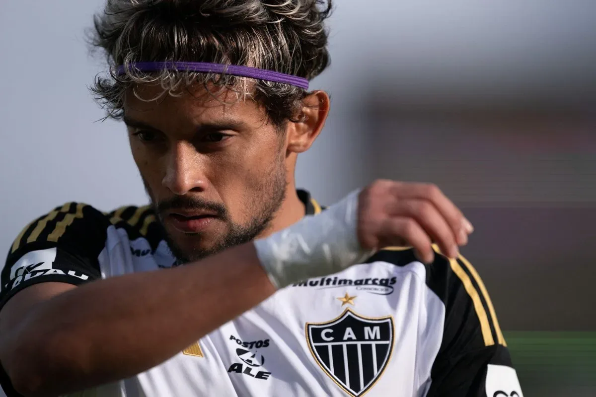 São Paulo avança por Gustavo Scarpa e negocia empréstimo com o Atlético-MG