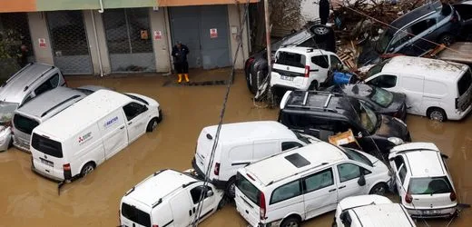 Istanbul: Zwei Tote nach heftigem Starkregen und Überschwemmungen