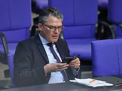 Verfassungsschutz ist informiert: Sicherheitslücke bei Handy-Anrufen aufgedeckt