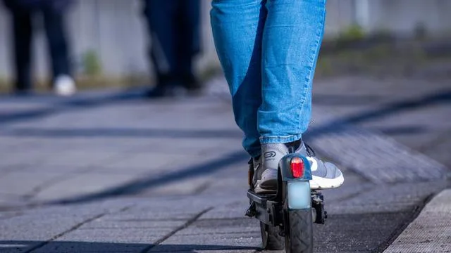 Schlimme Unfälle: Immer mehr Unfälle mit E-Scootern - Ärzte warnen