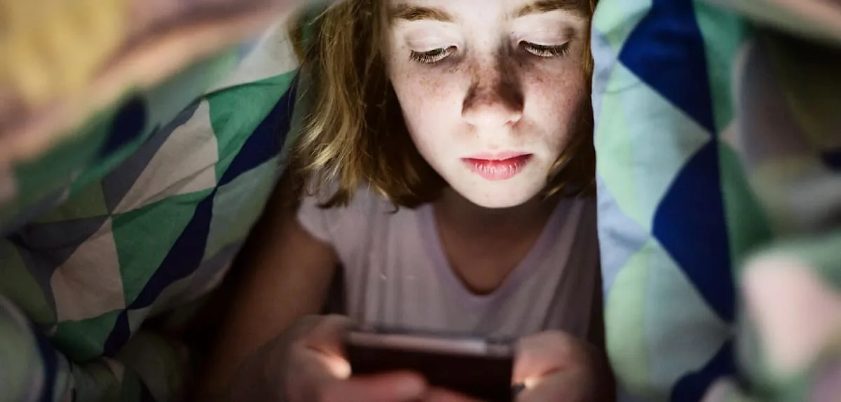 Social-Media-Verbot für alle unter 13 und Einschränkungen für ältere Jugendliche